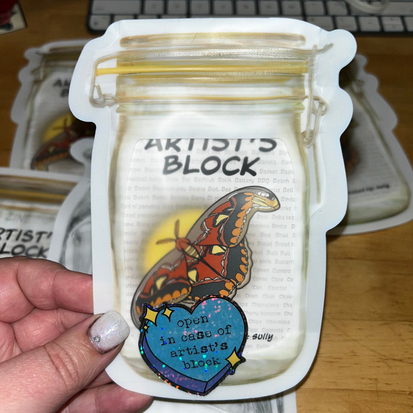 This ZINE Fights Artist’s Block - Random Drawing Prompt Generator Zine